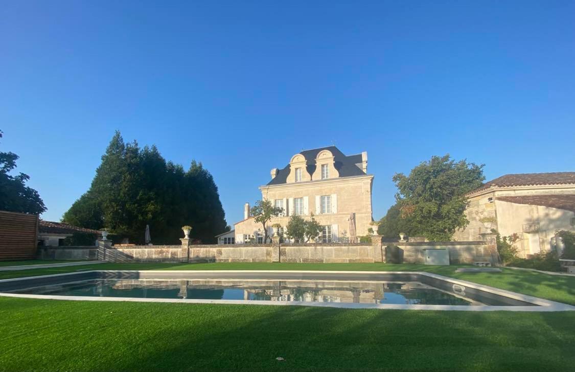 Le Grand Berger Chambres D'Hotes Angeac-Charente エクステリア 写真